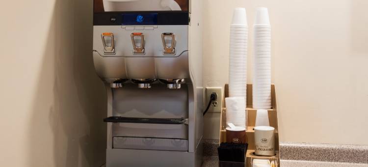 品质酒店及套房(Red Roof Inn & Suites Wytheville)图片