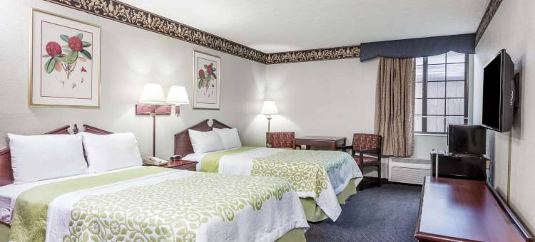 俄亥俄州吉拉德扬斯敦温德姆戴斯套房酒店(Days Inn & Suites by Wyndham Youngstown / Girard Ohio)图片