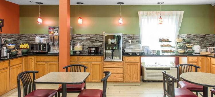 哥伦布西希利亚德凯艺套房酒店(Quality Inn & Suites Columbus West - Hilliard)图片