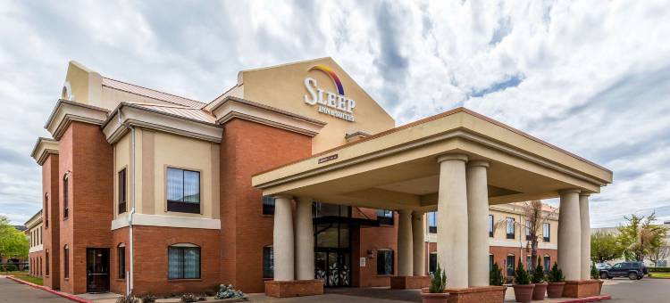 斯塔福德舒格兰舒眠套房酒店(Sleep Inn & Suites Stafford - Sugarland)图片
