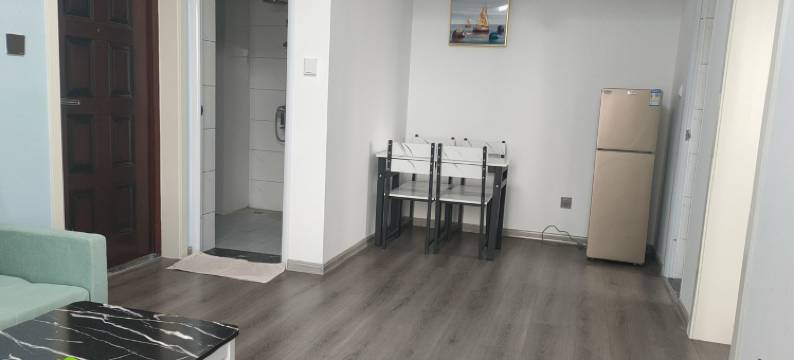 MBZjzy12702公寓(芳菲路1号分店)图片