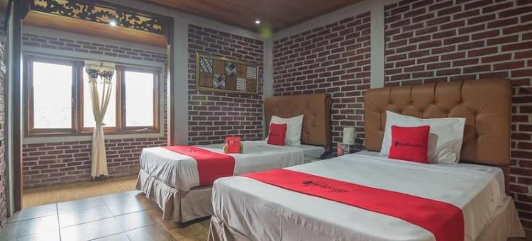 甘榜加佳2号红多兹酒店(RedDoorz Near Farmhouse Lembang)图片