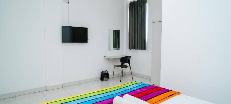 阿拉姆苏特拉利文科斯特清真-红伙伴(Living Kost Syariah at Alam Sutera RedPartner)图片