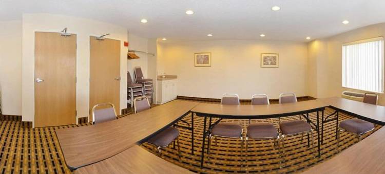 利斯萨米特 - 堪萨斯城凯艺酒店(Quality Inn Lees Summit - Kansas City)图片