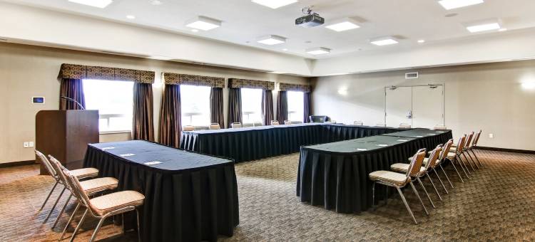 柯奈尔塔拉赫拉拜彻酒店(Canalta Lac la Biche)图片