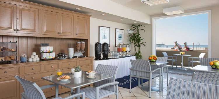 何蒙莎海滩小屋酒店(Beach House Hotel at Hermosa Beach)图片