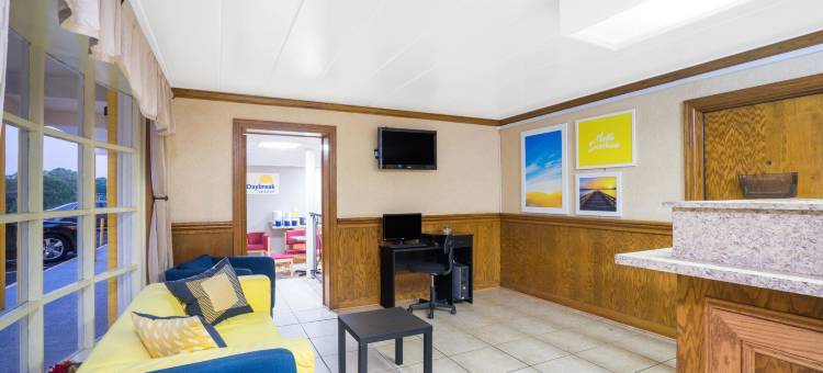 林肯顿戴斯酒店(Days Inn by Wyndham Lincolnton)图片