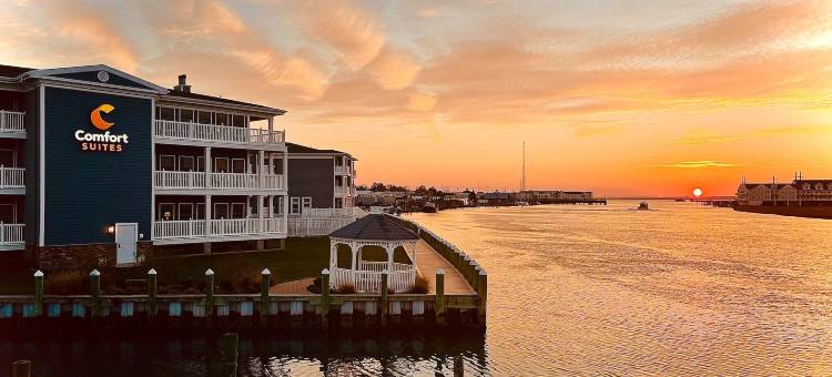 钦科蒂格岛海湾舒适套房度假村(Comfort Suites Chincoteague Island Bayfront Resort)图片