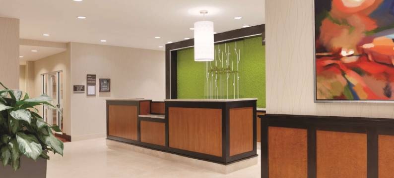 福尔斯彻奇希尔顿花园酒店(Hilton Garden Inn Falls Church)图片