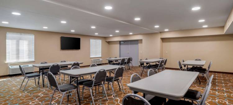 凤凰城哥伦布凯艺酒店(Quality Inn Phenix City Columbus)图片