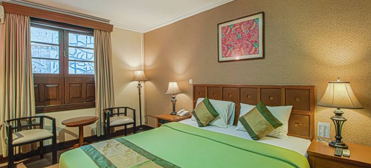 萨翁加灵酒店(Bumi Sawunggaling Hotel)图片