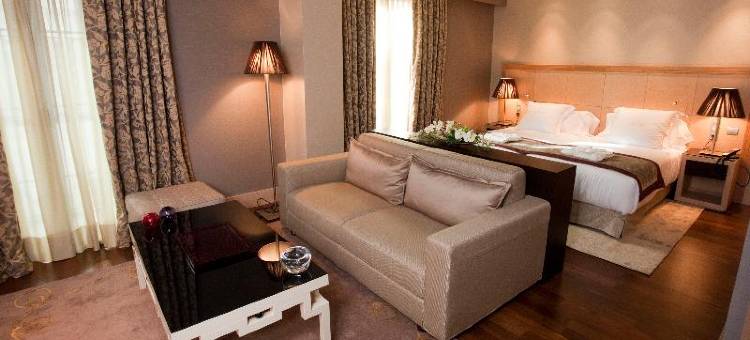 巴利亚多里德尼克塞斯套房酒店(Nexus Valladolid Suites & Hotel)图片