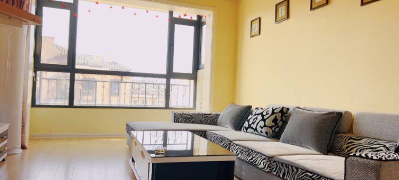 房东小Tang公寓(南湖街分店)图片