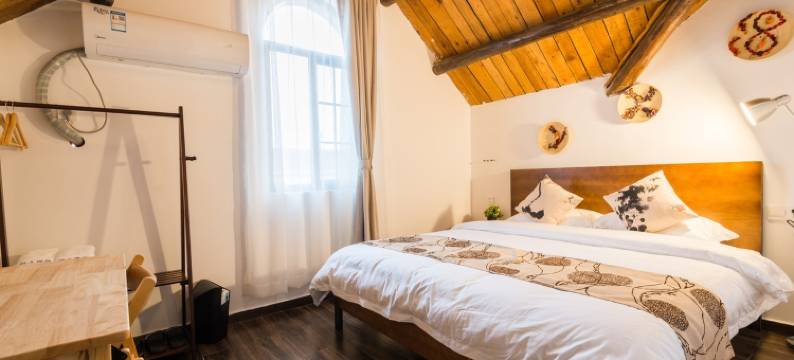 老上海洋楼客栈(栏学路分店)图片