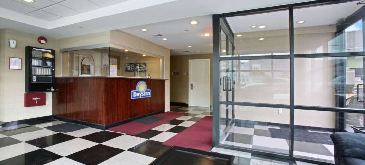 布朗克斯戴斯酒店-近体育场(Days Inn by Wyndham Bronx Near Stadium)图片