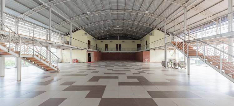 红门伊斯兰教酒店 靠近佩拉布汉鲁图广场(RedDoorz Syariah Near Alun-Alun Pelabuhan Ratu)图片