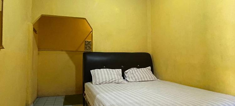 Hotel O 阿索卡英达酒店，靠近PT. PLN(国有)巴鲁变电站(Hotel O Penginapan Asoka Indah Near PT. Pln (Persero) Gardu Induk Barru)图片