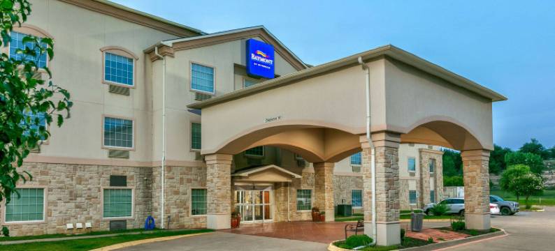 格伦罗斯呗盟套房酒店(Baymont Inn & Suites by Wyndham Glen Rose)图片