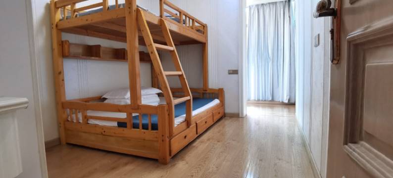 岚岛海之恋客栈(桂一路2号分店)图片