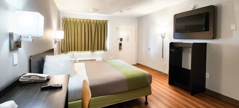 休斯敦东贝敦6号汽车旅馆(Motel 6 Baytown, TX - Baytown East)图片