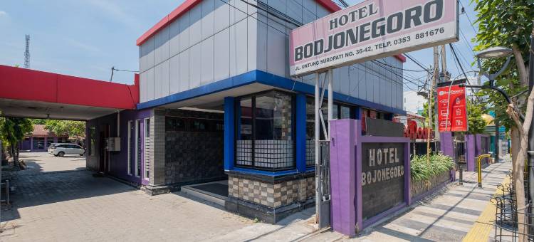 博约内戈罗火车站附近的红门(RedDoorz Near Bojonegoro Train Station)图片