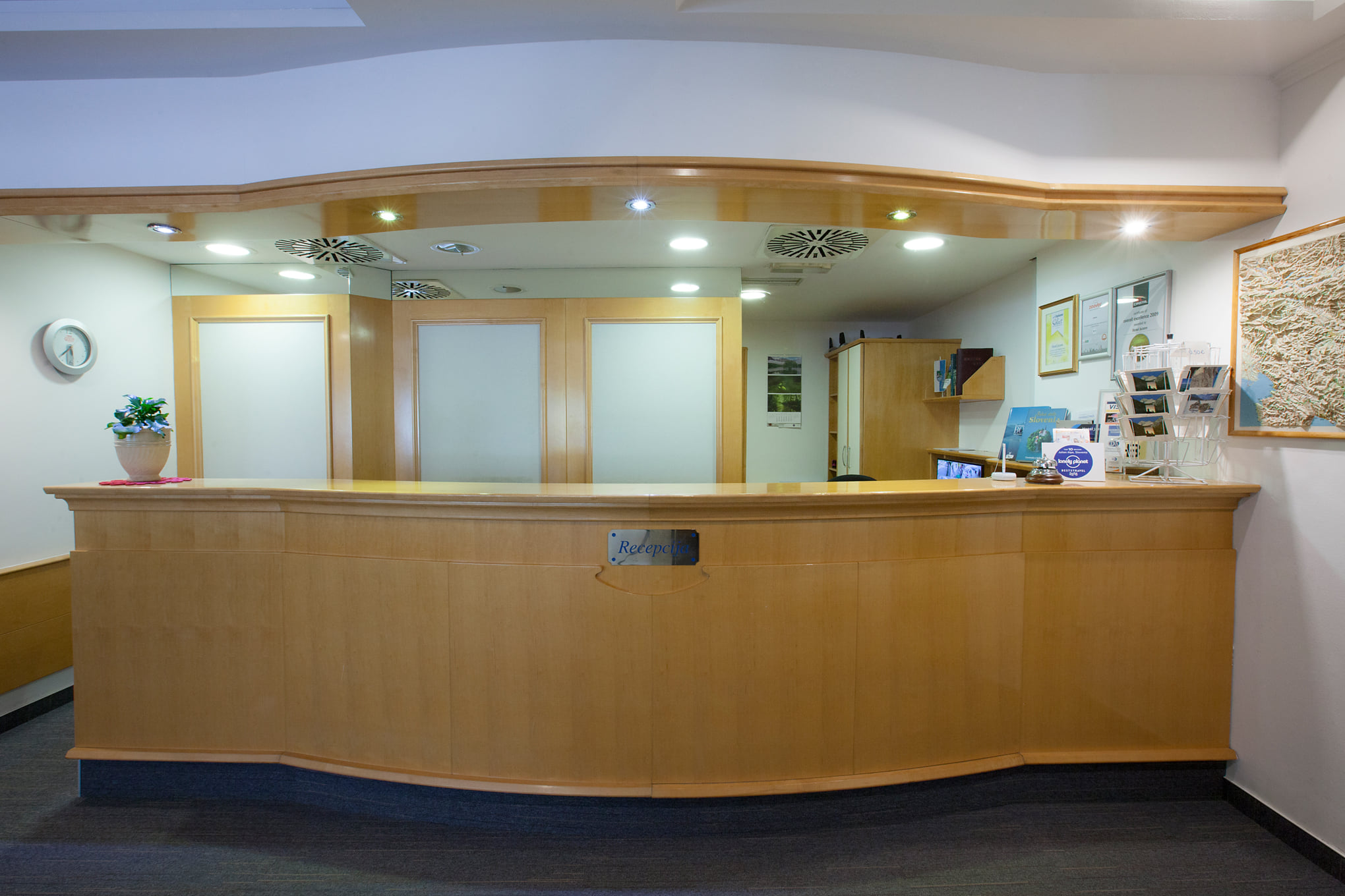 Hotel Jezero Over view