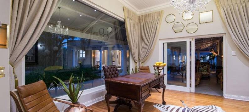 皇家菲舍尔酒店(The Royal Fischer Hotel)图片