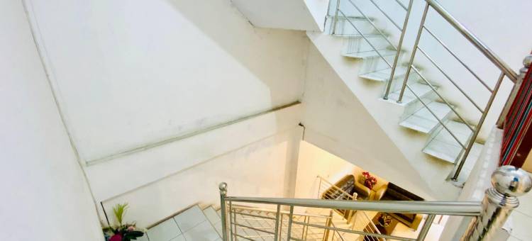 瑞德多兹 @ 斯塔尔希尔因西亚里亚特宾丁宜(RedDoorz @ Star Hill Inn Syariah Tebing Tinggi)图片