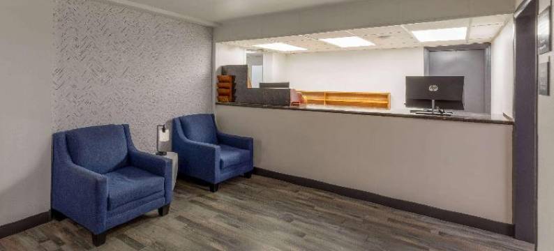 拉雷多呗盟酒店(Baymont by Wyndham Laredo)图片