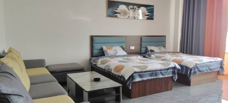 乌兰察布市天蓝民宿(前旗四路分店)图片