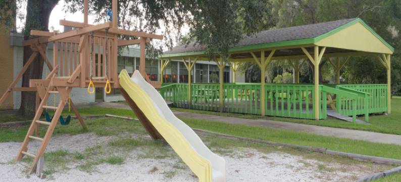 克里斯特尔里弗戴斯酒店(Days Inn by Wyndham Crystal River)图片