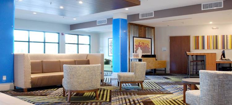 怀特哈尔智选假日套房酒店(Holiday Inn Express & Suites White Hall)图片