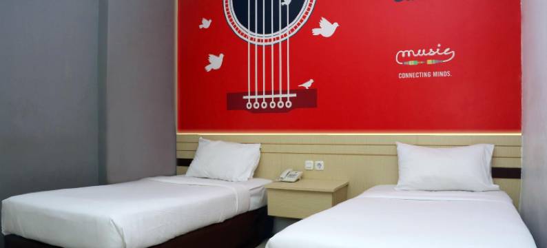 诗都阿佐前一旅馆(Front One Inn Sidoarjo)图片