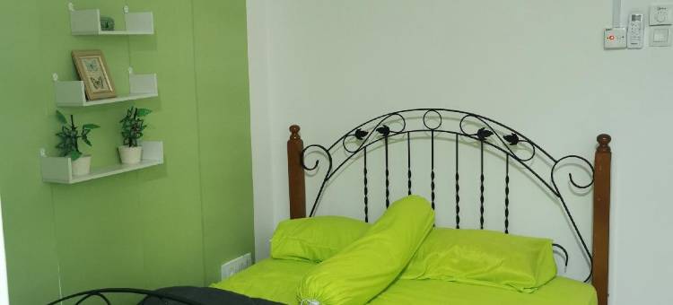 位于双溪大年中部的4卧室独栋房屋-2800平方米|带4个独立浴室(Bintang Maya homestay)图片