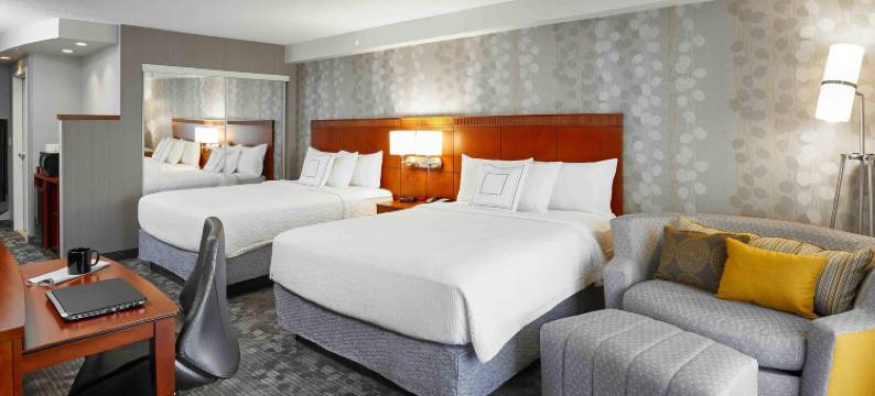 多伦多布兰普顿万怡酒店(Courtyard Toronto Brampton)图片