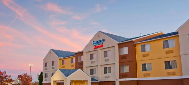 尚佩恩万枫酒店(Fairfield Inn & Suites Champaign)图片