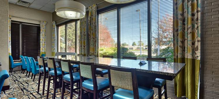 希尔顿欢朋酒店-诺福克海军基地(Hampton Inn Norfolk-Naval Base)图片