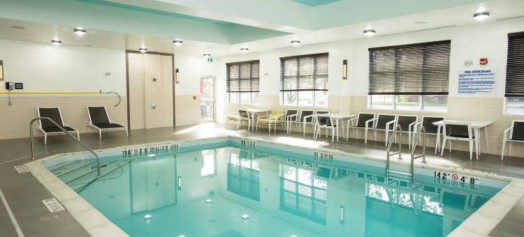 希尔顿欢朋酒店及套房(桑德贝)(Hampton Inn & Suites by Hilton Thunder Bay)图片