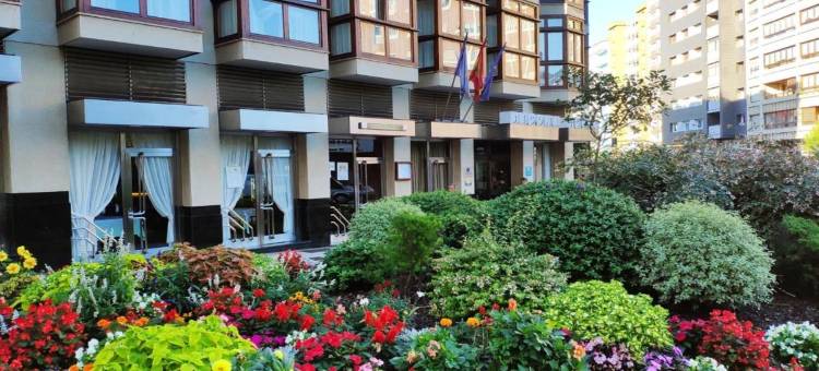 希洪中心贝戈尼亚住宿加早餐酒店(B&B HOTEL Gijón Centro Begoña)图片