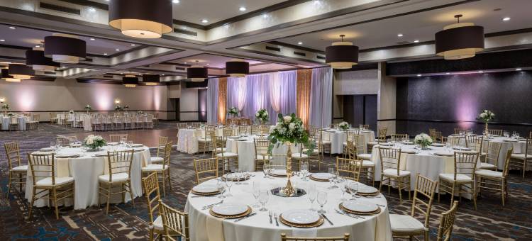 圣贝纳迪诺希尔顿逸林酒店(DoubleTree by Hilton San Bernardino)图片