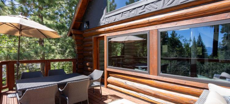 Stunning Lake View and Cozy Deck - Idyllic Mountain Retreat图片