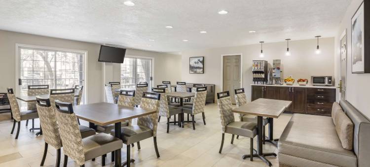 贝斯特韦斯特优质大庄园酒店(Best Western Plus Grand Manor Inn)图片