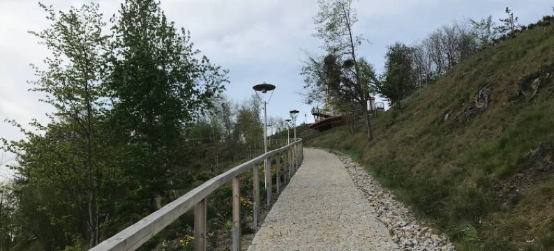 帕德里苏 3 居公寓酒店(Apartment Pod Lysou 3 Bedroom)图片