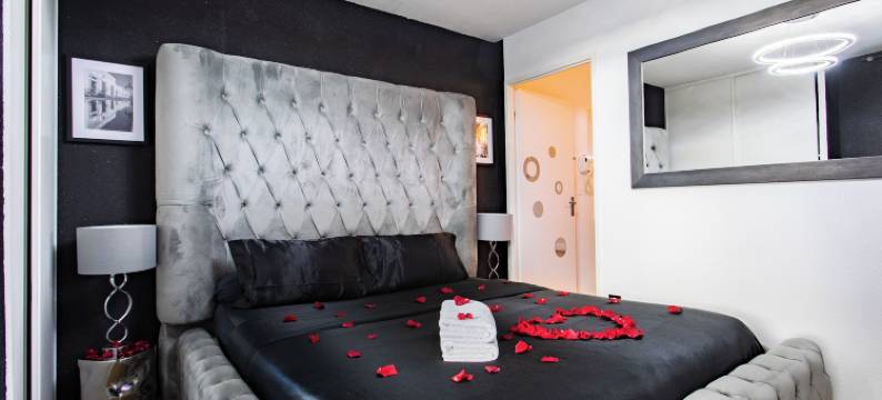 套房按摩浴缸(Suite Jacuzzi)图片