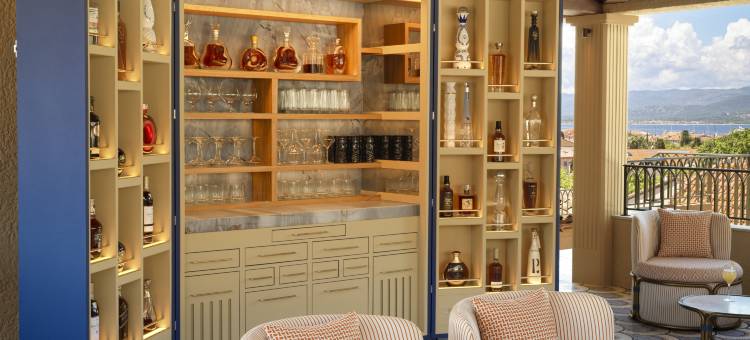 圣特罗佩比布鲁斯酒店(Hotel Byblos Saint-Tropez)图片