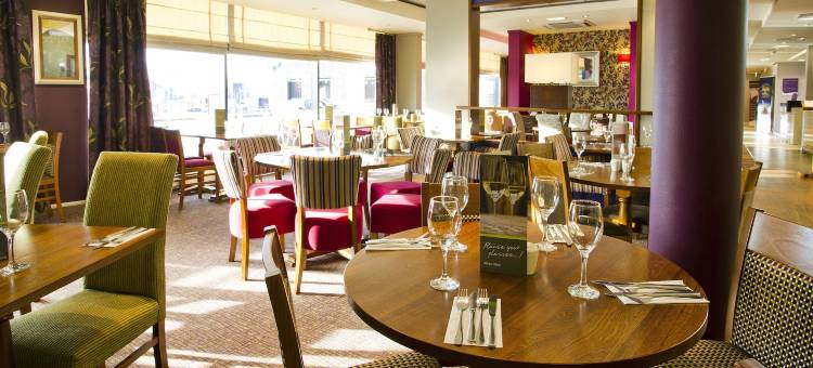 艾尔A77公路/赛马场普瑞米尔酒店(Premier Inn Ayr A77/Racecourse)图片