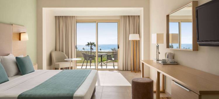 Ramada Hotel & Suites by Wyndham Ayia Napa图片