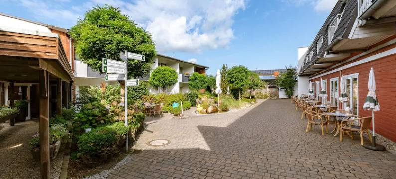 伽尼斯加罗斯公园酒店(Hotel am Schlosspark Garni)图片