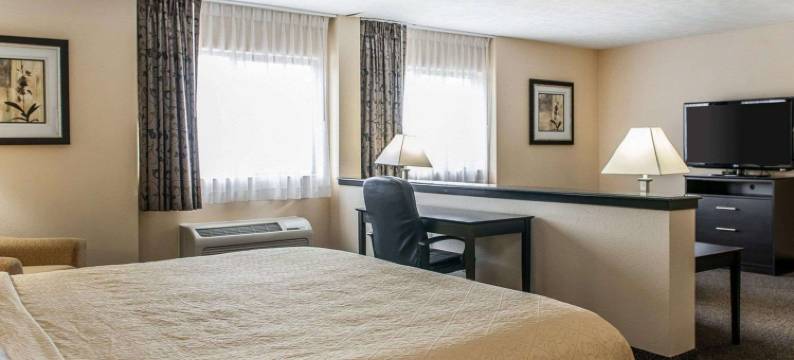 马图恩南品质套房酒店(Quality Inn & Suites Mattoon South)图片