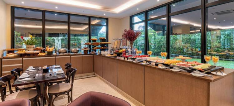 潘普洛纳城际酒店 - 宇宙保利斯塔(Intercity Pamplona – Universe Paulista)图片